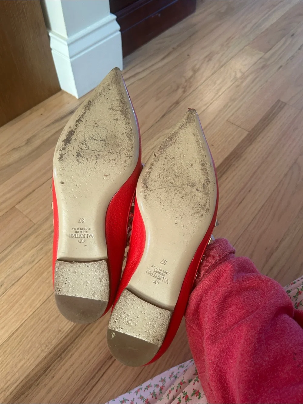 Valentino Red Pointed Rockstud Leather Flats in great condition! - Picture 9 of 11